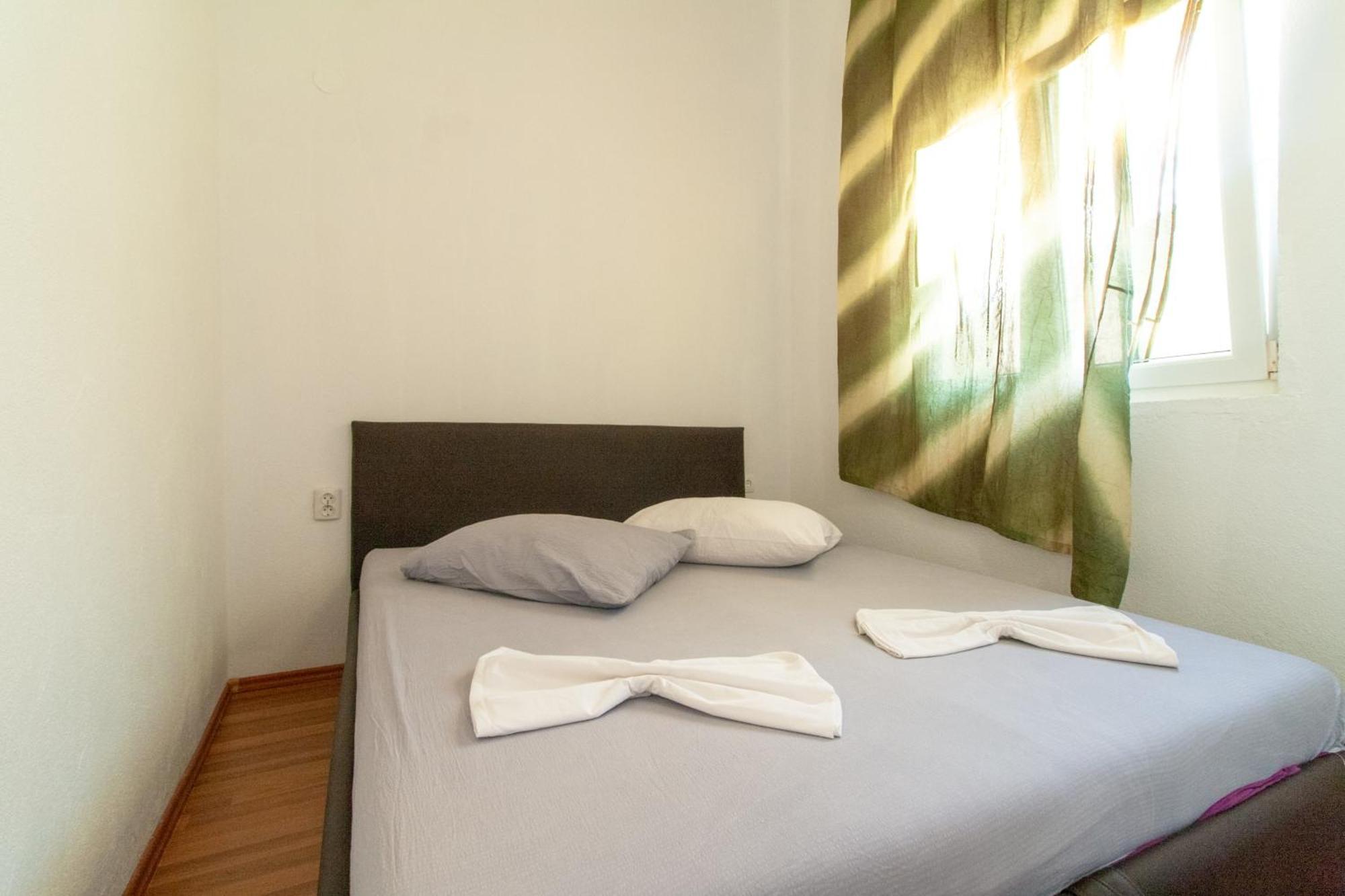 Apartments Laura Neum Kamer foto